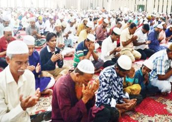 জুমার দিনের যে আমলে এক বছরের নফল রোজা ও নামাজের সওয়াব পাওয়া যায়