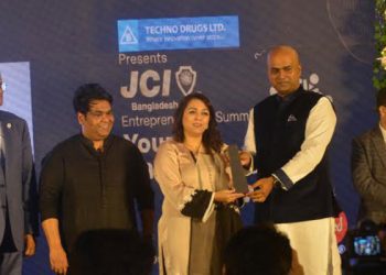 ‘জেসিআই’ বাংলাদেশ অ্যাওয়ার্ড পেলেন ৩১ তরুণ উদ্যোক্তা