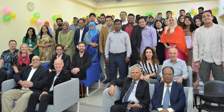 বাংলাদেশে সৃজনশীল তরুণদের আশা দেখাচ্ছে ক্রাউডফান্ডিং’