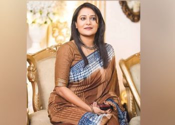 স্থপতি পরিচয় দিতেই বেশি স্বাচ্ছন্দ্যবোধ করি,সেই সাথে শিক্ষকতা : অপি করিম