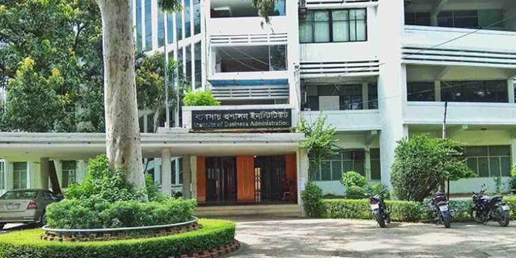 ঢাবির আইবিএ’র পরিচালক অধ্যাপক শাকিল হুদা