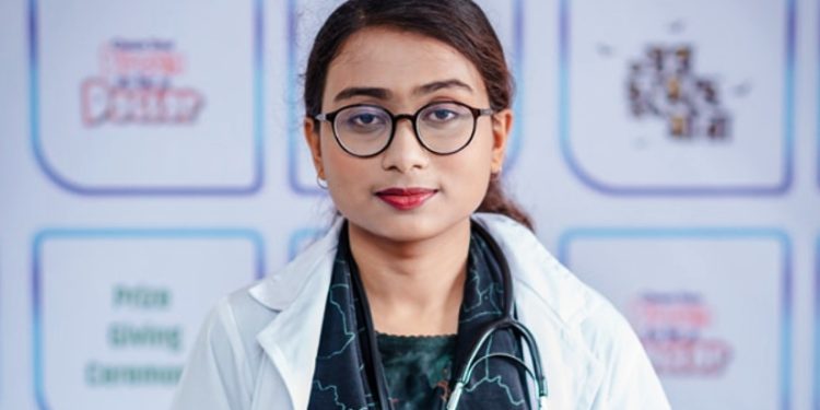 প্রকৌশল গুচ্ছ ভর্তি পরীক্ষায় প্রথম হয়েছেন রাজশাহী কলেজের লামিয়া