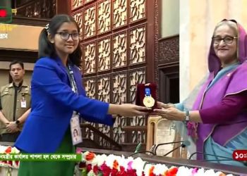 বঙ্গবন্ধু সৃজনশীল মেধা অন্বেষণে দেশ সেরা দিনাজপুরের প্রজ্ঞা রায়