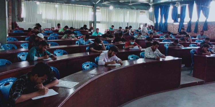 সাউদার্ন ইউনিভার্সিটিতে পুরকৌশল বিভাগে দ্বিতীয় পর্বের ভর্তি পরীক্ষা অনুষ্ঠিত