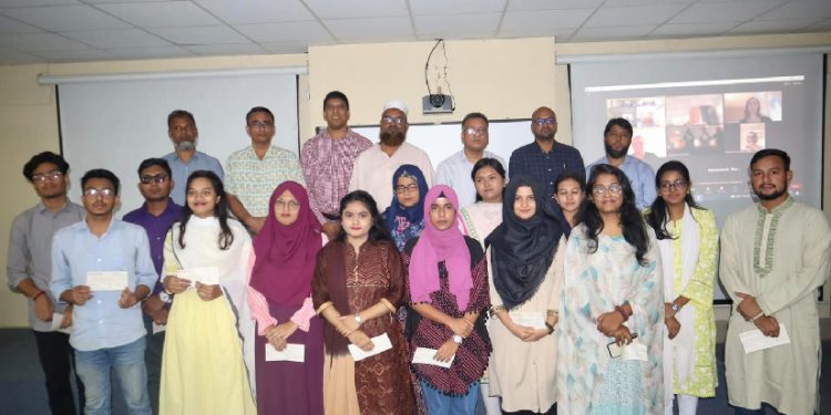 ‘ওআইআরসি বৃত্তি’ পেলেন সিকৃবির ১৪ শিক্ষার্থী