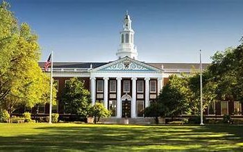 হার্ভার্ড বিশ্ববিদ্যালয়ে ফেলোশিপ , শেষ সময় ৫ অক্টোবর!