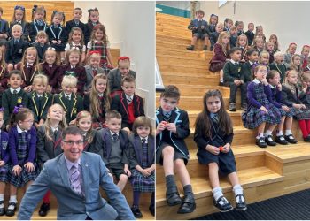 এক স্কুলেই ১৭ জোড়া যমজ শিশুর পড়াশোনা !