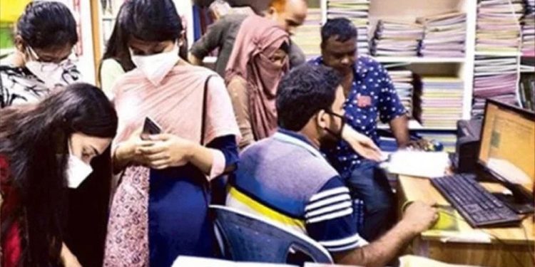 এইচএসসি ২০২৫: ফল পুনঃনিরীক্ষণের আবেদন সোয়া ২ লাখ পরীক্ষার্থীর