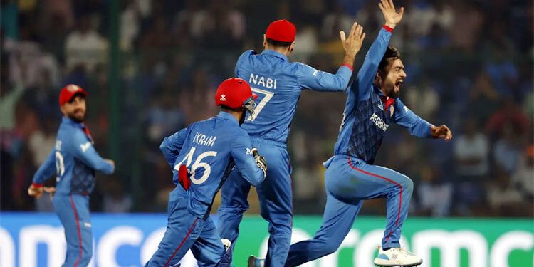 আফগান ঘূর্ণিতে কুপোকাত সাবেক বিশ্বকাপ চ্যাম্পিয়ন ইংল্যান্ড! !