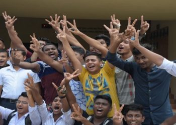 এইচএসসিতে জিপিএ-৫ পেলেন ১ লাখ ৪৫ হাজার ৯১১ জন