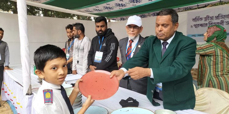 চট্টগ্রাম ল্যাবরেটরী স্কুল এন্ড কলেজে বর্ণাঢ্য বার্ষিক ক্রীড়া প্রতিযোগিতা