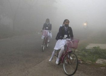 শীতকাল-মাধ্যমিক শিক্ষার্থী