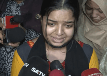 পরীক্ষার্থী হুমাইরা