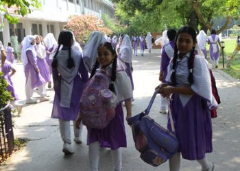 ৪ মে ২৫ জেলার সকল শিক্ষাপ্রতিষ্ঠান বন্ধ ঘোষণা