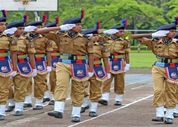 ক্যাডেট কলেজের শিক্ষার্থীদের টিউশন ফি ২৮,৬০০ টাকা করার প্রস্তাব!