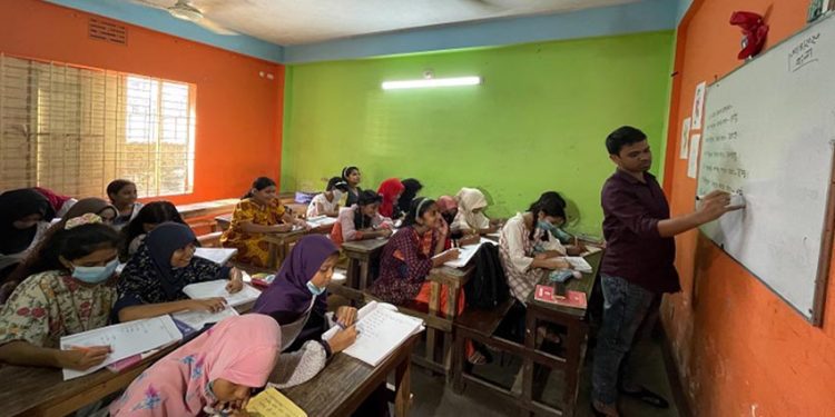 ১লা জানুয়ারি থেকে দেশের সব কোচিং সেন্টার বন্ধ