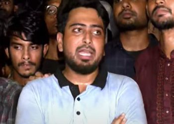 সব ক্যাম্পাসে বিক্ষোভ মিছিলের ডাক দিয়েছে কোটা আন্দোলনকারী