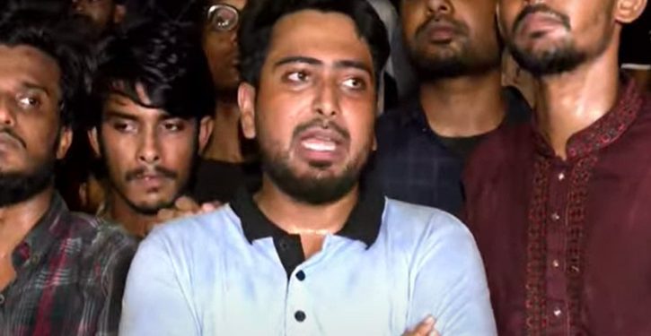 সব ক্যাম্পাসে বিক্ষোভ মিছিলের ডাক দিয়েছে কোটা আন্দোলনকারী