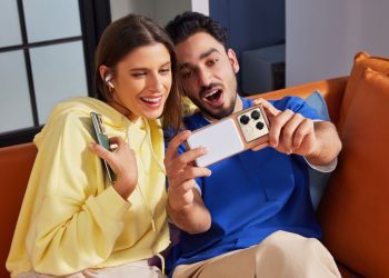 যে তিন কারণে জেন-জি দের জন্য ওয়্যারলেস চার্জিং গেম চেঞ্জার