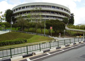 স্কলারশিপ নিয়ে স্নাতকোত্তর ও পিএইচডি’র সুযোগ সিঙ্গাপুরে