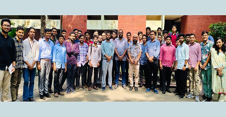 প্রিমিয়ার ইউনিভার্সিটি শিক্ষার্থীদের ইন্ডাস্ট্রিয়াল প্রশিক্ষণ কর্মশালা