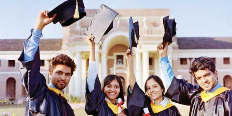 বাংলাদেশি শিক্ষার্থীদের জন্য বিশাল সুখবর ইতালির