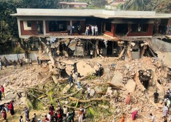 ৩২ নম্বরে বঙ্গবন্ধু শেখ মুজিবুর রহমানের বাড়ি ধ্বংসস্তুপে পরিণত