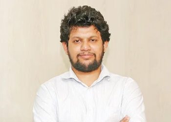 অভ্যুত্থানের পক্ষে হলে মব করা বন্ধ করেন- উপদেষ্টা মাহফুজ আলম