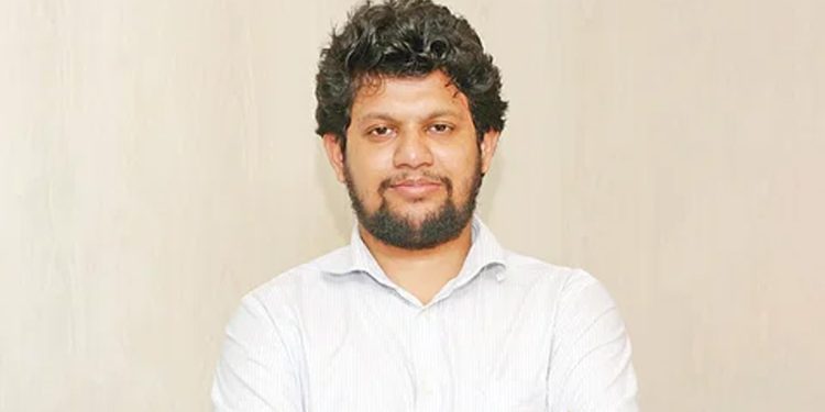 অভ্যুত্থানের পক্ষে হলে মব করা বন্ধ করেন- উপদেষ্টা মাহফুজ আলম