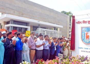খুলনা বিশ্ববিদ্যালয়ে ‘শহিদ মীর মুগ্ধ তোরণ’ উদ্বোধন