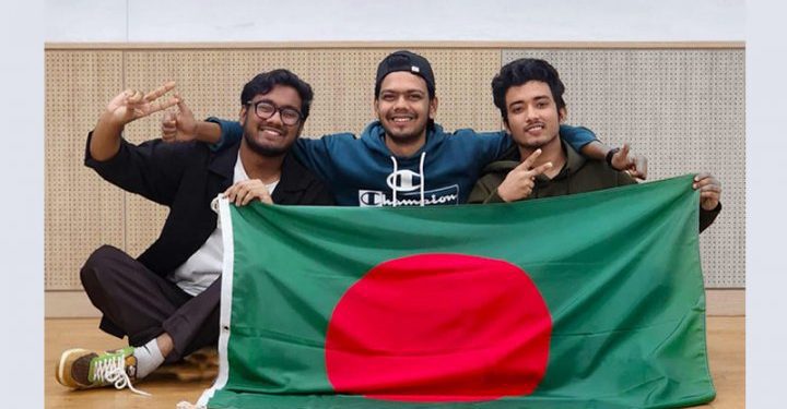 দক্ষিণ কোরিয়ায় আন্তর্জাতিক প্রতিযোগিতায় চ্যাম্পিয়ন বাংলাদেশি ৩ শিক্ষার্থী