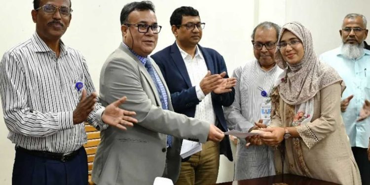 জাতীয় বিশ্ববিদ্যালয়ের পোষ্য শিক্ষাবৃত্তি পেলেন ১৬৭ শিক্ষার্থী