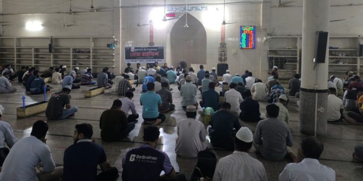 ঢাবিতে জুলাই শহীদ দিবসে দোয়া মাহফিল অনুষ্ঠিত