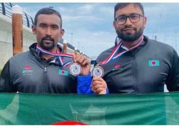 দীর্ঘ ৩৭ বছর পর আবারো ইংলিশ চ্যানেল জয় দুই বাংলাদেশির
