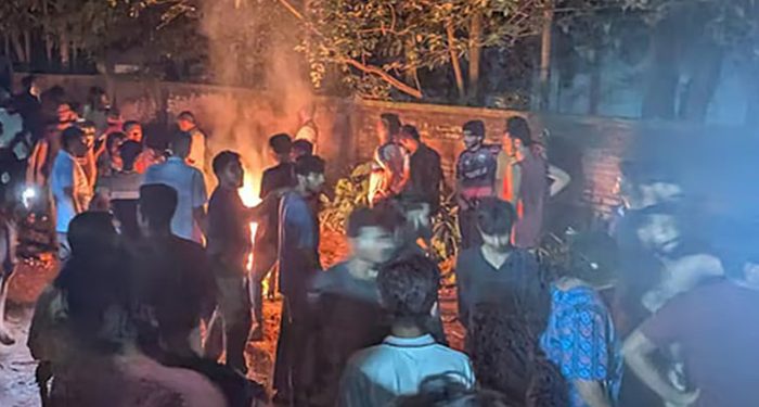 চবিতে সংঘর্ষের কারণে সব বিভাগের পরীক্ষা স্থগিত