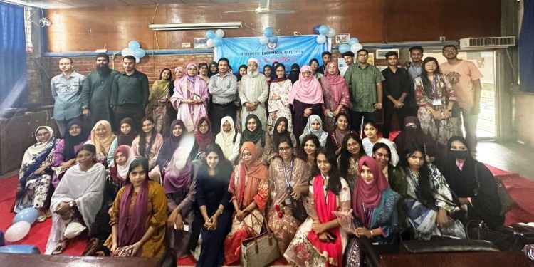 সাউদার্ন ইউনিভার্সিটিতে ইংরেজি বিভাগে নবীন বরণ অনুষ্ঠিত