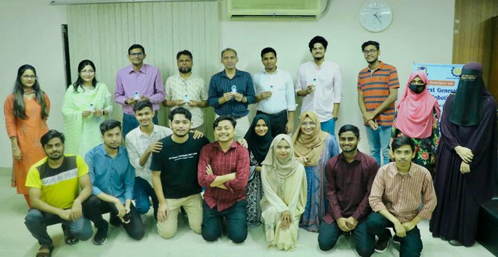 সিআইইউতে রোবোটিক্স বিষয়ক সেমিনার অনুষ্ঠিত