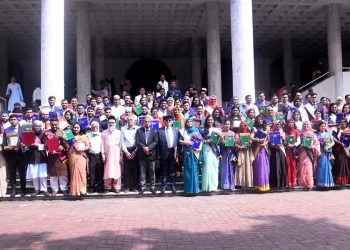 ঢাবি কলা অনুষদের ডিনস অ্যাওয়ার্ড পেলেন ১৫৬ শিক্ষার্থী ও ১০ শিক্ষক