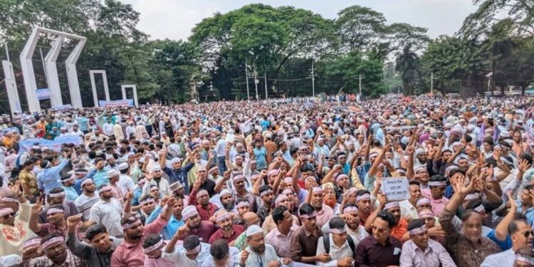 এমপিওভুক্ত শিক্ষকদের সর্বনিম্ন বেতন ৩০ হাজার ও সর্বোচ্চ বেতন ১ লাখ ৫৬ হাজার টাকার প্রস্তাব!