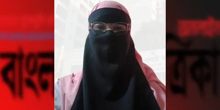 অনার্স শেষ করার আগেই খাদিজা দেশের সর্বকনিষ্ঠ বিসিএস ক্যাডার !